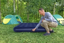 Bestway Doppelluftbett mit integrierter Fußpumpe 203 x 152 x 28 cm