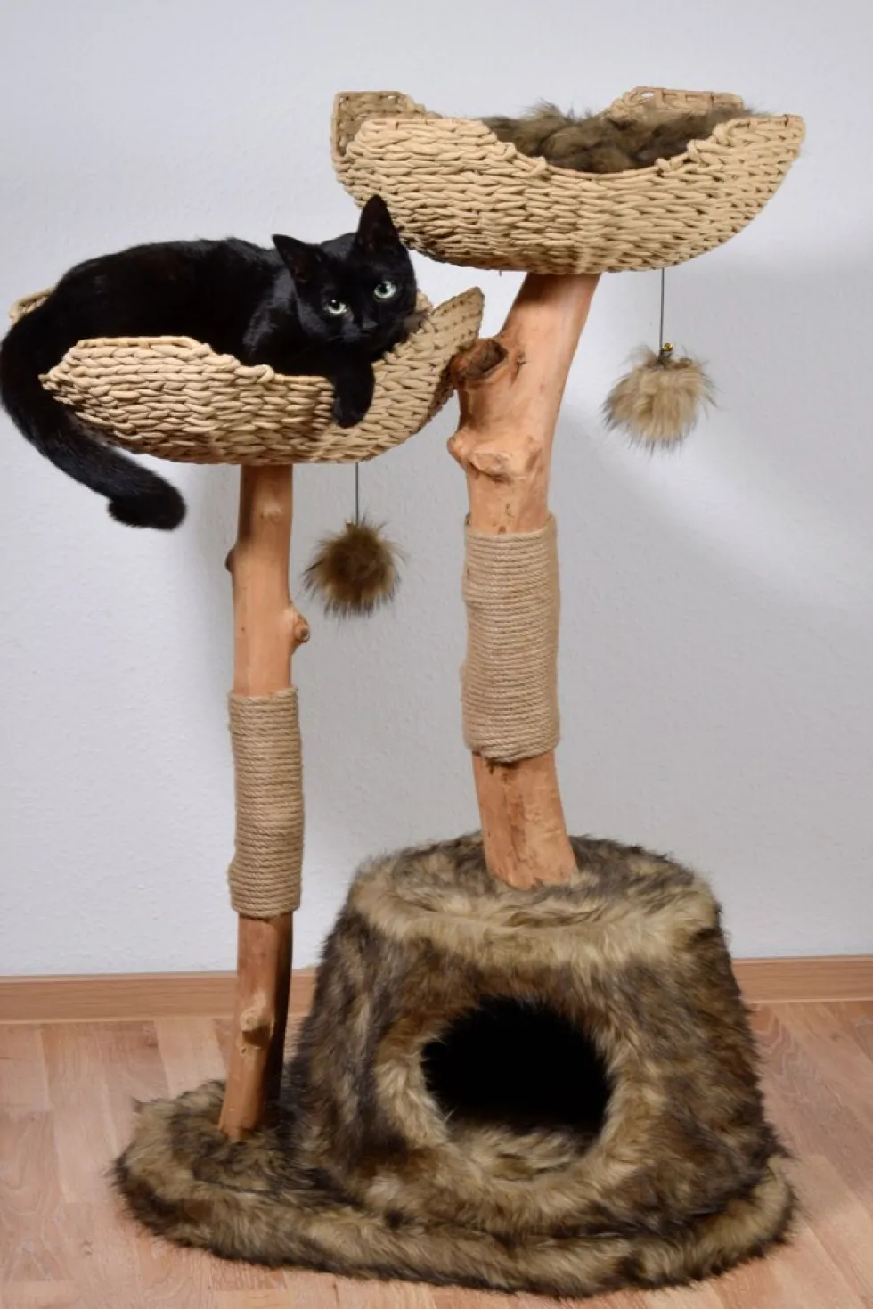 Design-Katzenmöbel "Tony"