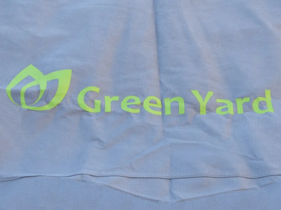 GreenYard Wohnwagen Abdeckplane mit Reflektoren Größe XXL | 730 x 250 x 220 cm