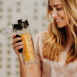 LA VAGUE Trinkflasche mit Einsatz VITALITY