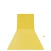24MOVE® Strandmatte 2er Set klappbar mit Rückenlehne, Strandliege mit Gurt, tragbar für Strand und Garten, Liegematte gelb