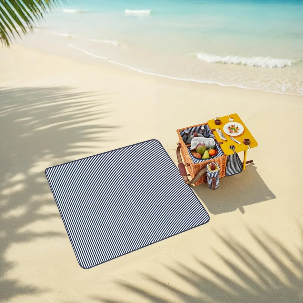 tectake® Picknickkorb, für 4 Personen, mit Picknickdecke, geflochtene Weide, 2 Schnallenverschlüsse und verstellbarer Tragegurt, inkl. 20-teiliges Geschirrset, Kellnermesser, Gewürzstreuer und Weinkühler