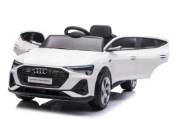 TPFLiving Elektro-Kinderauto Audi e-tron rot